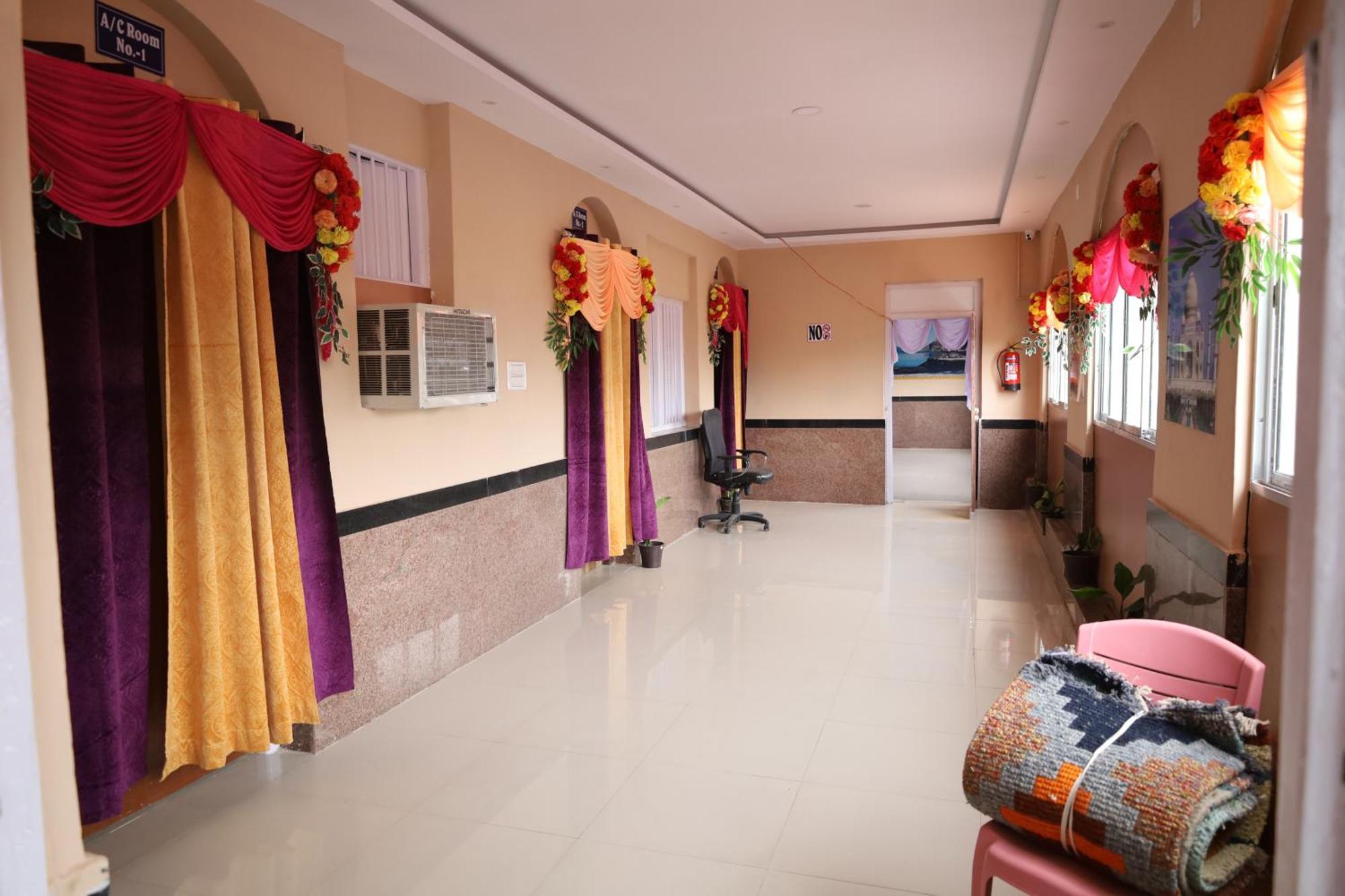 Kharagpur Rail Nest酒店 外观 照片